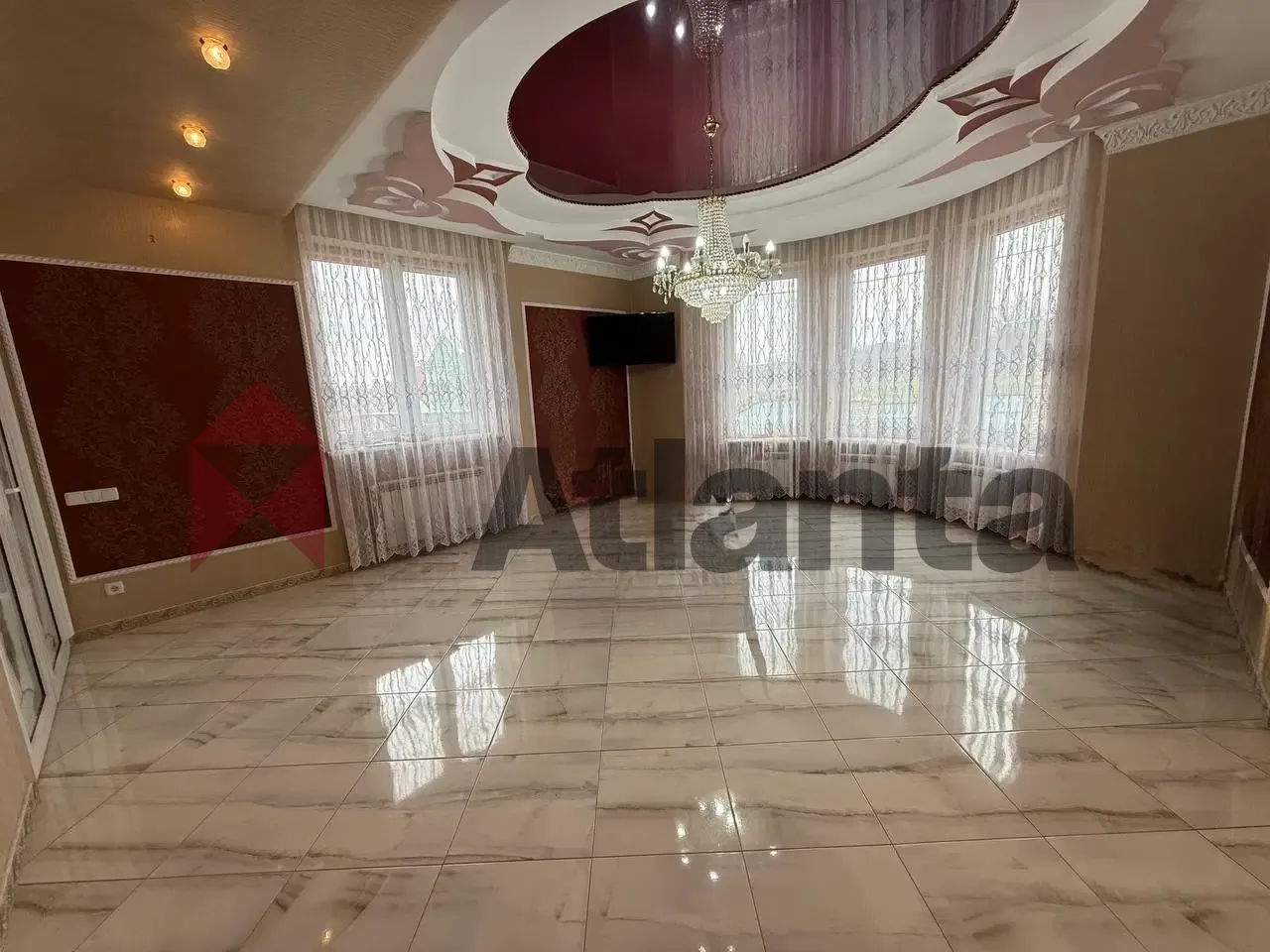Дом по адресу ул. ПівденноКільцева (площадь 350 м²) - imageAlt 9 Дом по адресу ул. ПівденноКільцева (площадь 350 м²) - Atlanta.ua - imageAlt 9