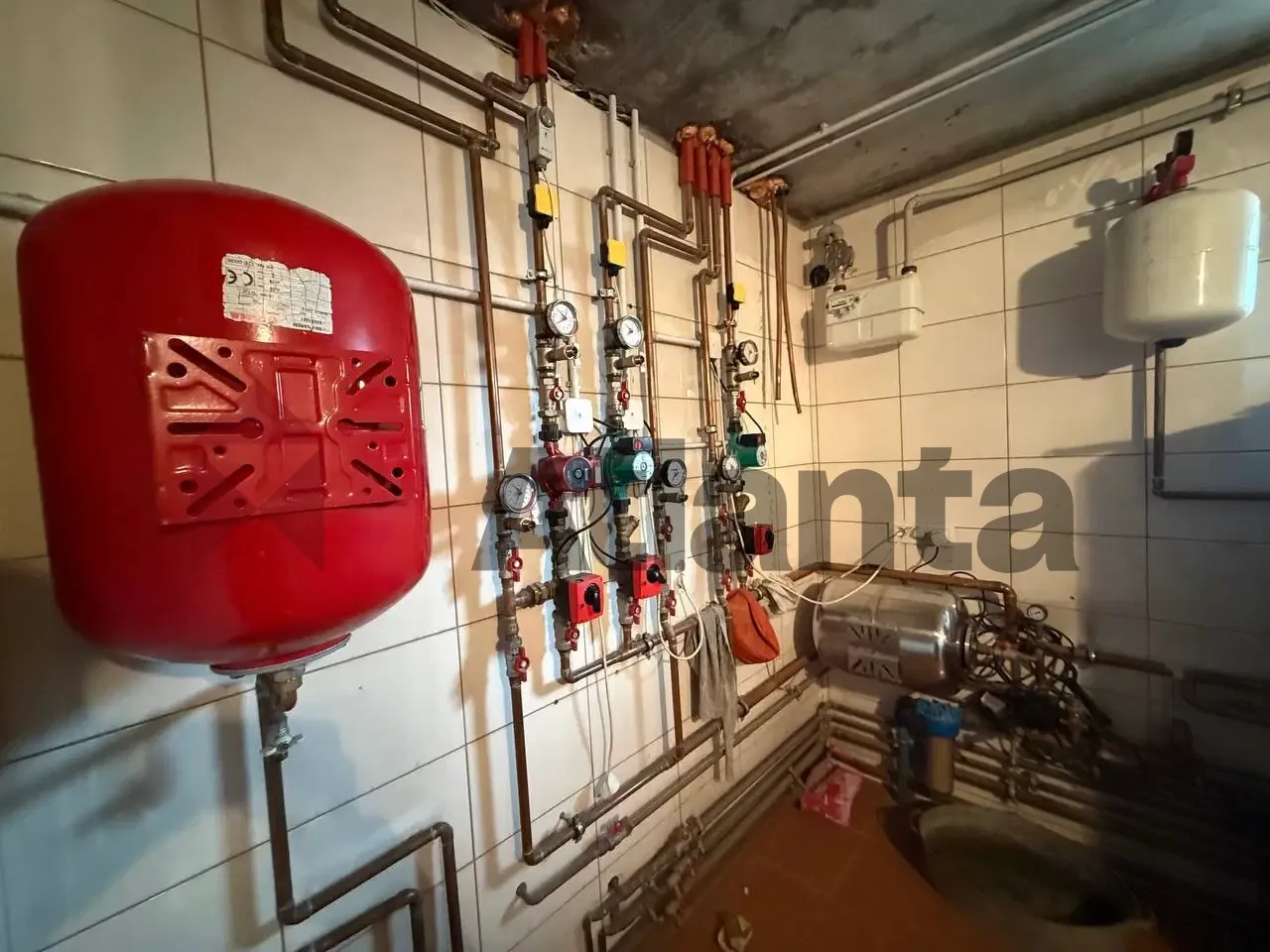 Дом по адресу ул. ПівденноКільцева (площадь 350 м²) - imageAlt 12 Дом по адресу ул. ПівденноКільцева (площадь 350 м²) - Atlanta.ua - imageAlt 12