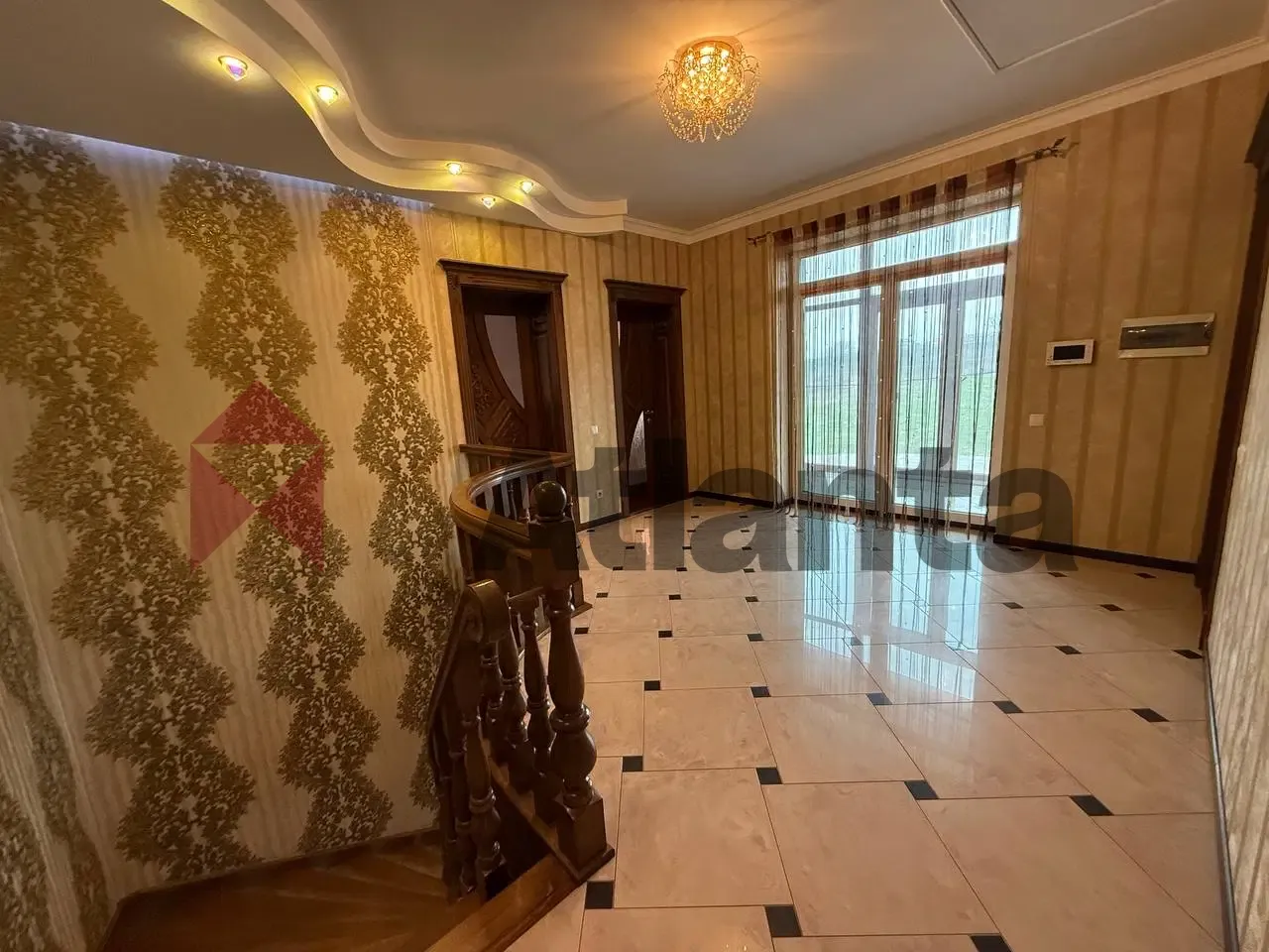 Дом по адресу ул. ПівденноКільцева (площадь 350 м²) - imageAlt 8 Дом по адресу ул. ПівденноКільцева (площадь 350 м²) - Atlanta.ua - imageAlt 8