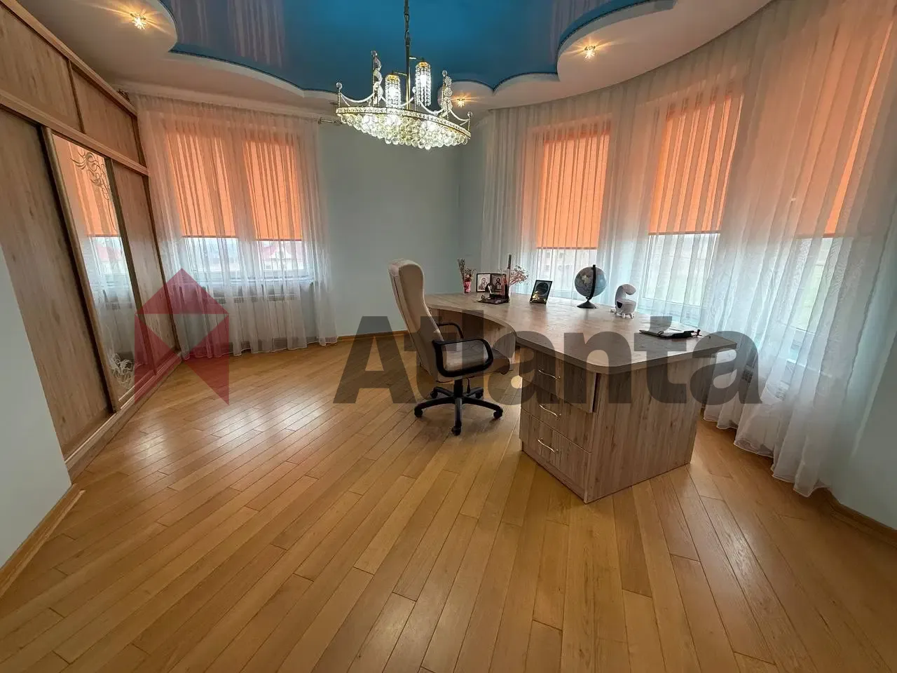 Дом по адресу ул. ПівденноКільцева (площадь 350 м²) - imageAlt 5 Дом по адресу ул. ПівденноКільцева (площадь 350 м²) - Atlanta.ua - imageAlt 5